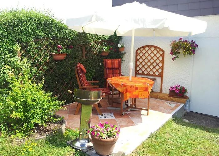 Evangeline Borsch Zell an der Mosel